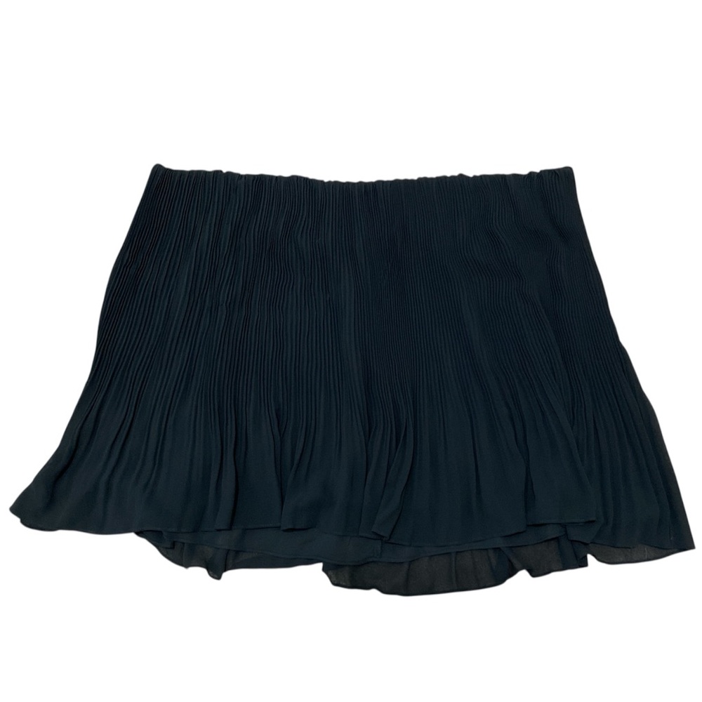 Torrid A-line black pleated chiffon skater mini skirt